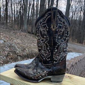 J.B. Dillon Reserve Distressed Snip Toe in brown size 7 1/2